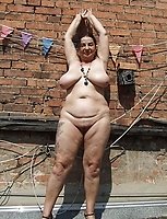 kinky grannies posing nude